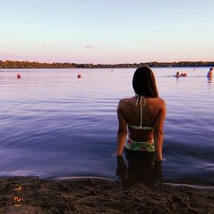 Meet your Posher, Ava